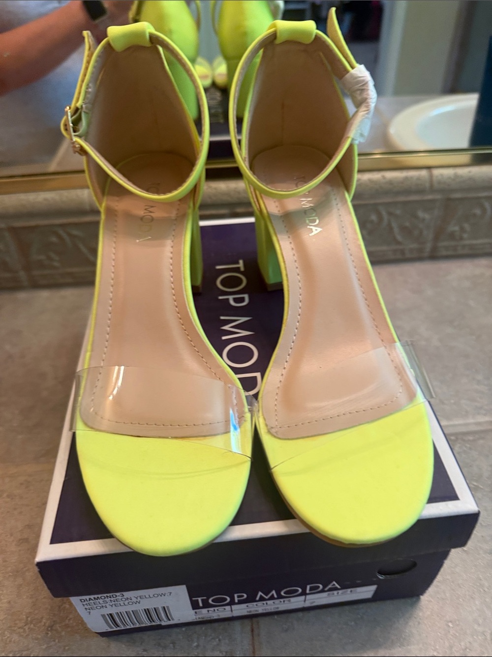 TOP Moda Neon Yellow Ankle-Strap Block Heel Sandals with Clear Toe Strap